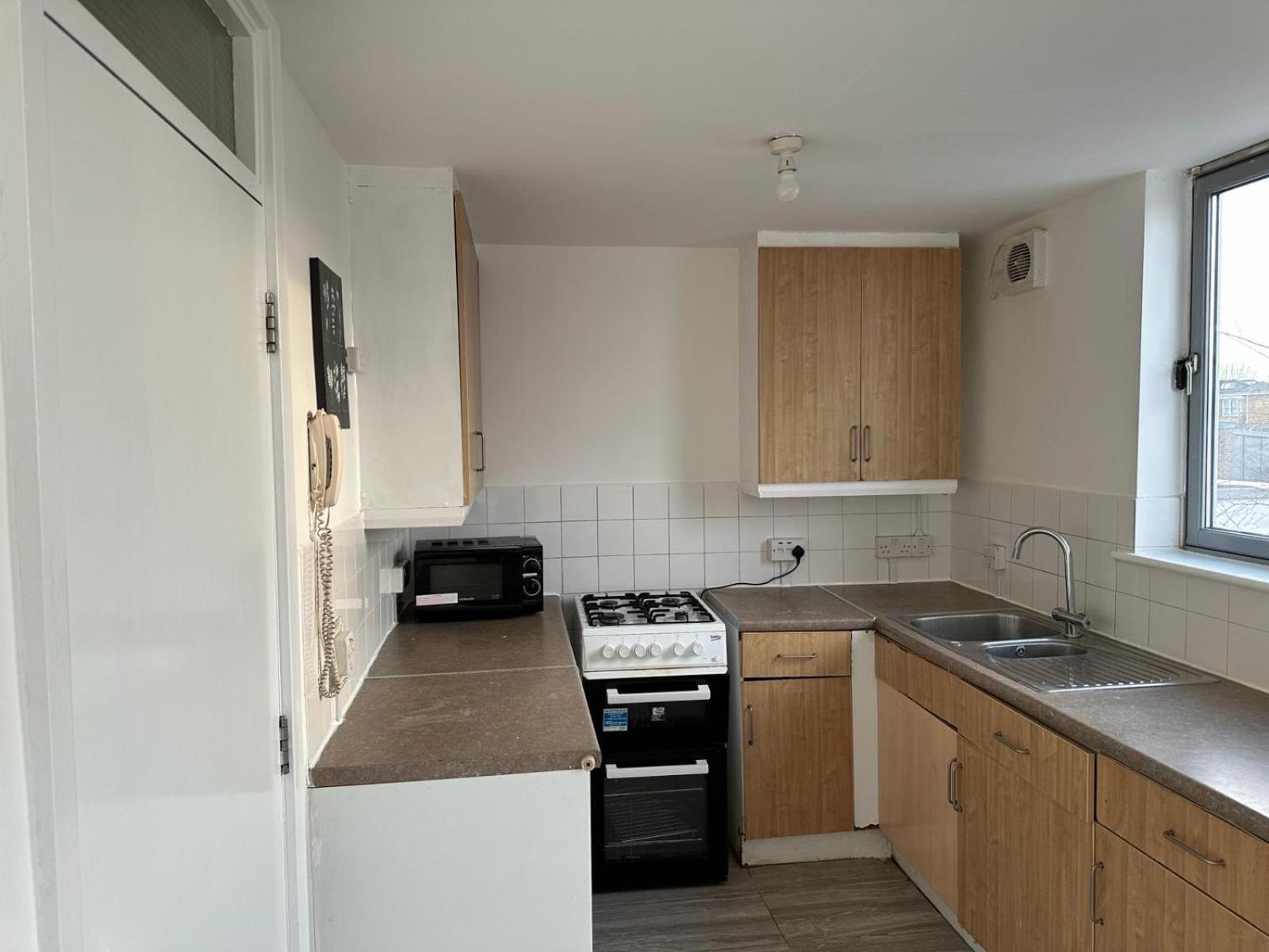 Newbury Apartment Londra Exterior foto